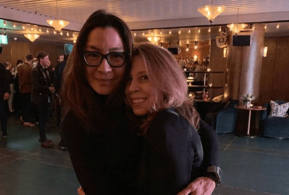 女神|杨紫琼素颜出镜,土黄色的皮肤和满脖子的皱纹,并没有遮挡掩盖!