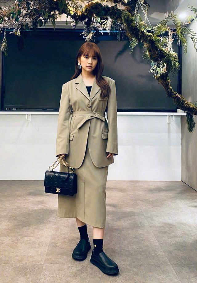 杨丞琳|35岁的杨丞琳太会穿了！从甜心少女化身百变时髦精