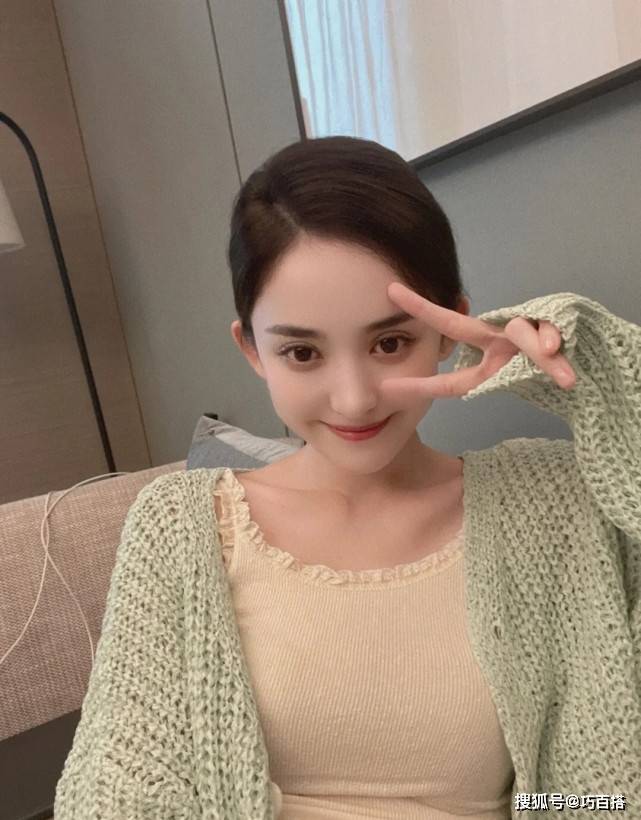 美得|出道十年，颜值衣品从未塌房，美得让人心动