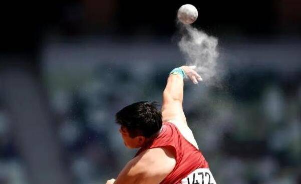 父親|鞏立姣成田徑隊寵兒！劉詩穎奪冠前坐她床，蘇炳添想借她金牌拍照