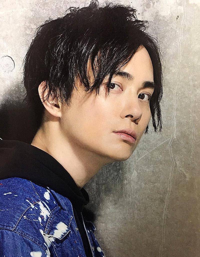 日本男星被曝外遇出轨,以"身体不适"为由逃避,连句道歉都没