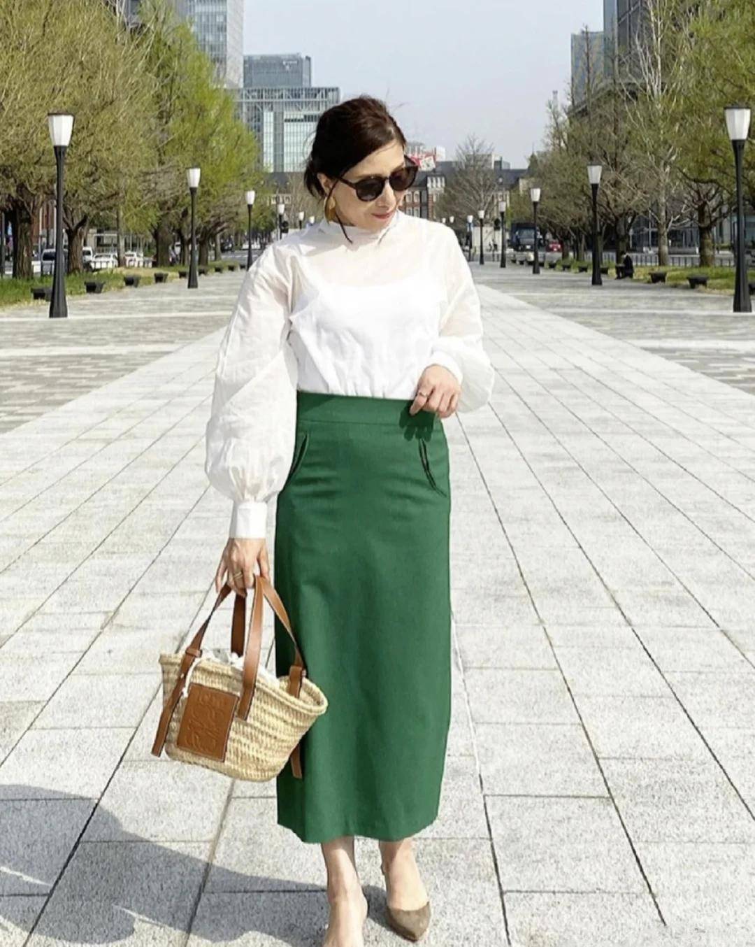 下装|看了许多中年矮个穿搭，还是这位日本主妇的搭配最实用，显高大方