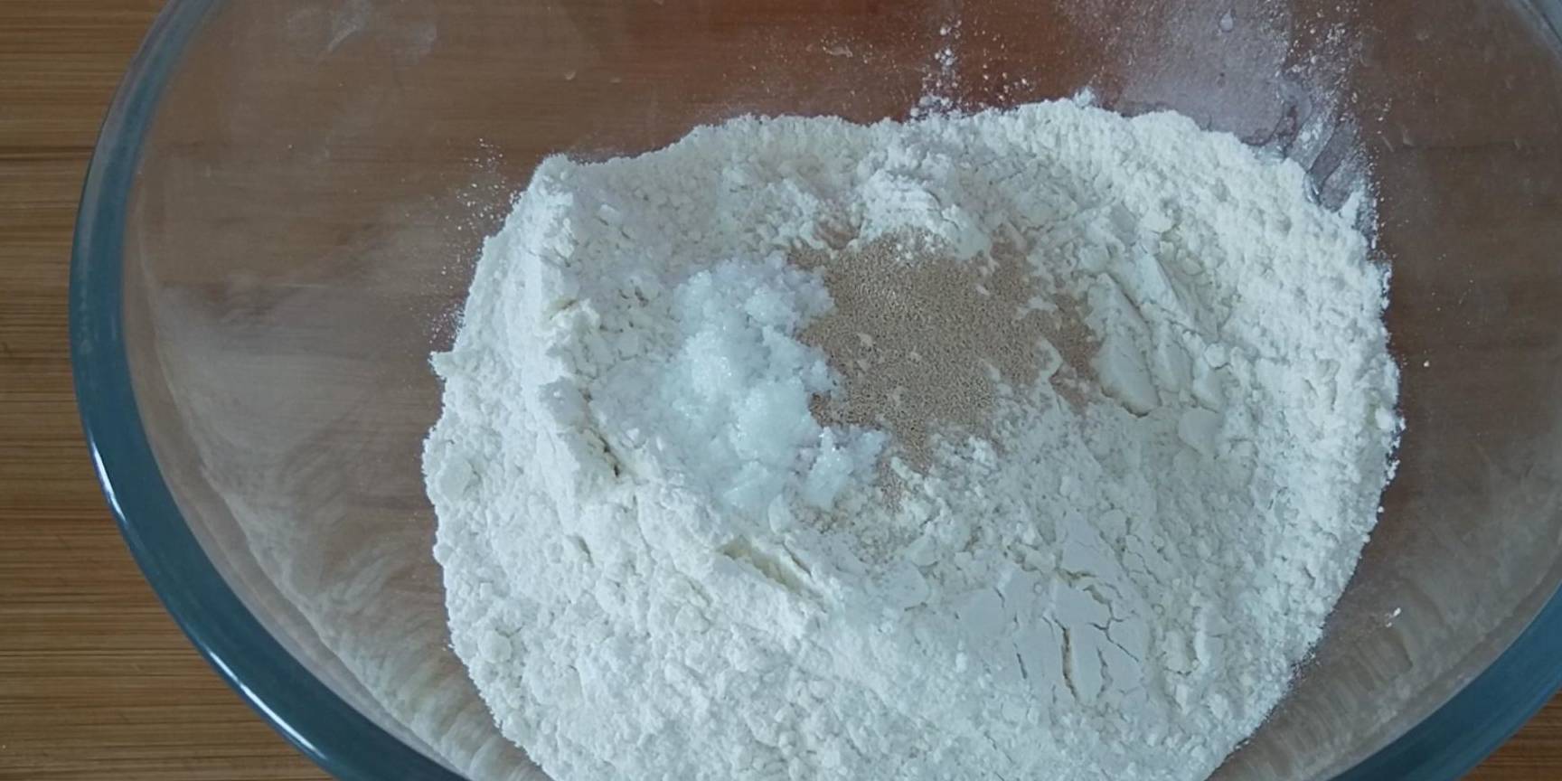 三角|早餐这样做太解馋了，不用揉面，外酥里软层次多，一顿3个吃不够