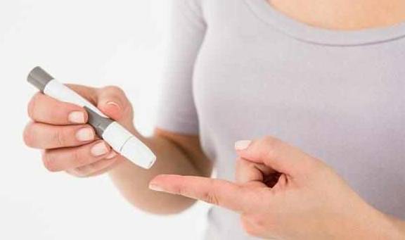 稀饭|血糖高有九大信号,处理高血糖有八个方法!