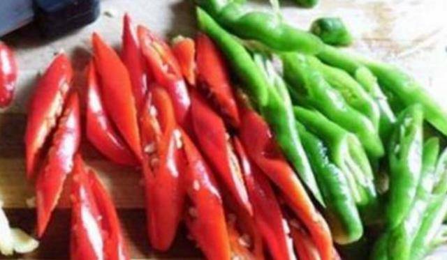 炒什么菜要放花椒大料 ac308d6a105d40c0ba329243680d225f.jpeg