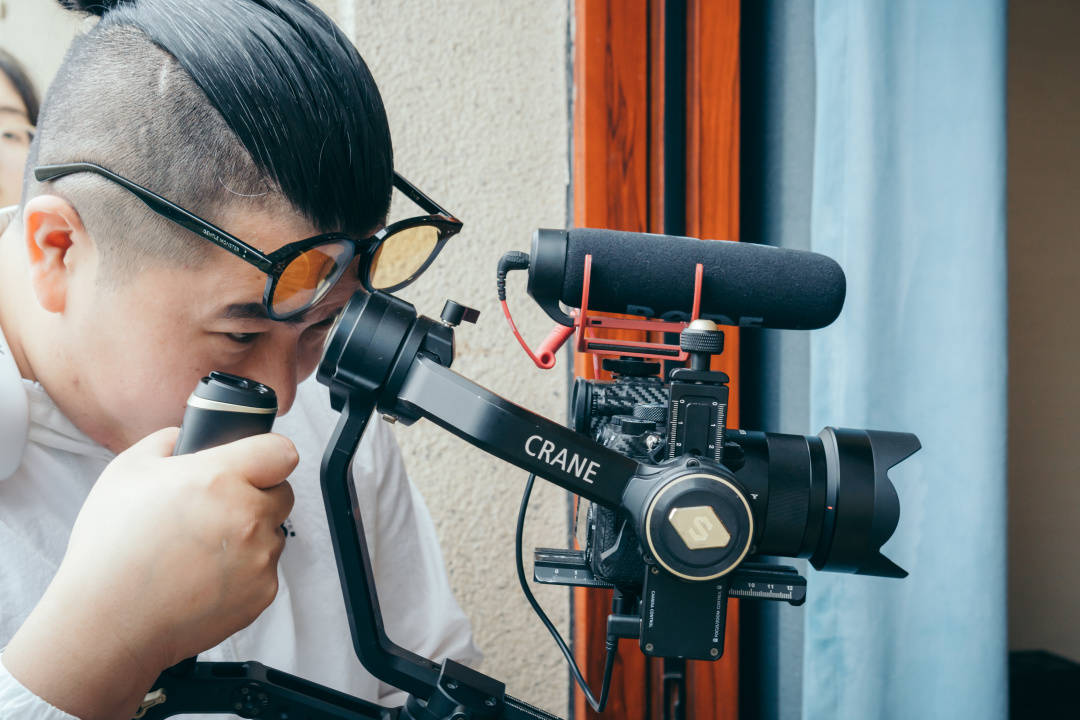 兄弟|心音艺术&高氏兄弟 联合打造的《皇帝的新装》 杀青啦