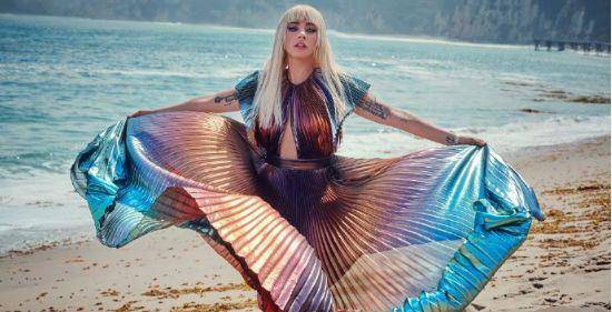 Gaga|这才是Lady Gaga的真实颜值！嘎嘎最新杂志封面，美人鱼裙很美