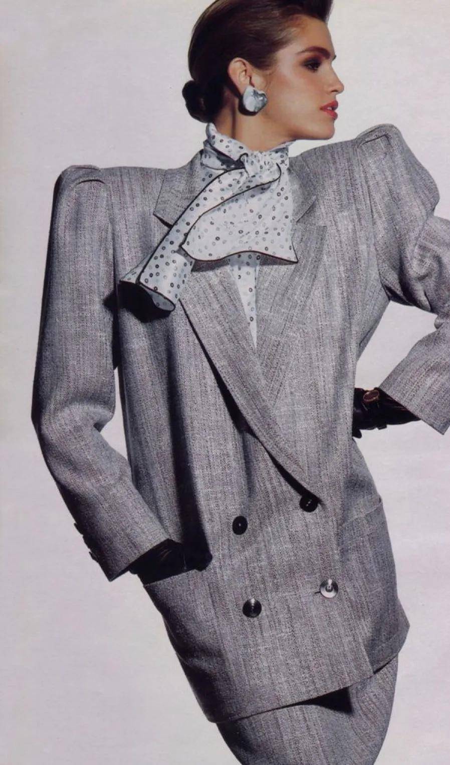 文化|打造Angelababy、倪妮霸榜仙女裙的设计师,进入时尚圈竟是偶然?