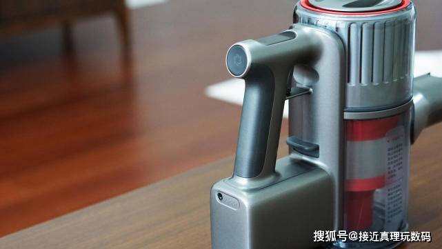 石头|既是手持吸尘器又是除螨仪，有了石头H7新国货我对戴森没了兴趣