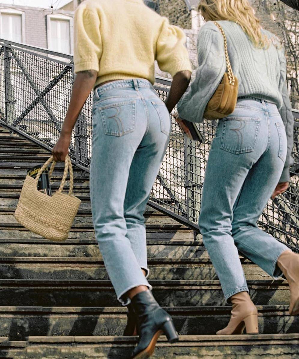 披肩|夏季穿衣没思路，照着学：直筒牛仔裤+“奶奶衫”，让你美到不行