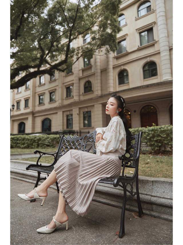 服装|谁说小个子想穿出气质很难?只有155cm的身高,穿上长裙显高显瘦