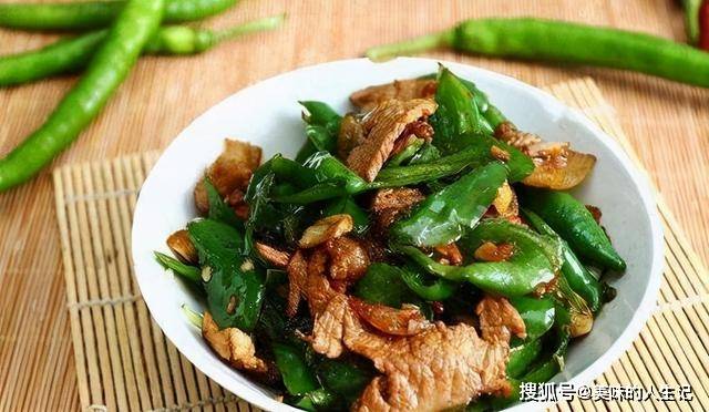 怎么把肉炒的很柴 e7f53efb2b4e41149c88a2166eeab90e.jpeg