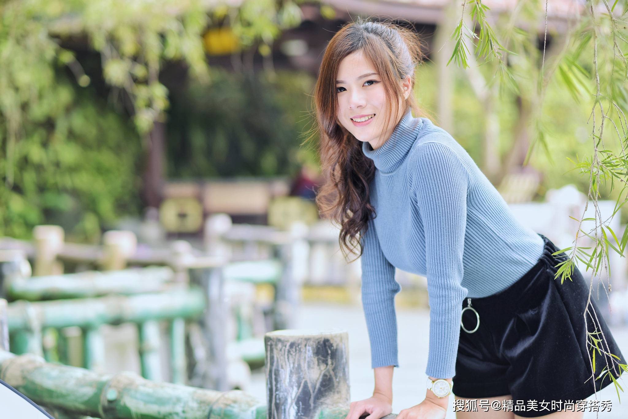 脖颈|极简针织衫+短裤，尽显女性知性优雅的华丽姿态