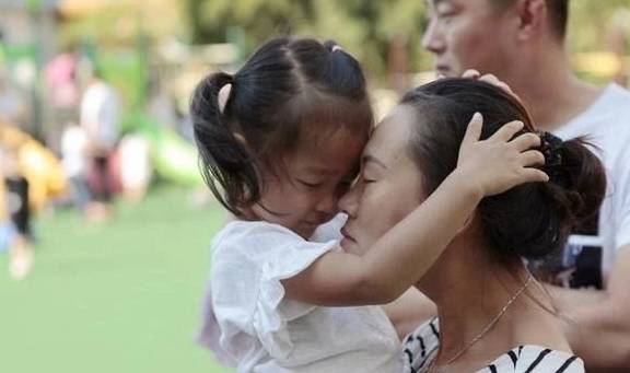 因为|孩子第一次上幼儿园，家长踩中这3个“坑”，就别怪孩子难入园