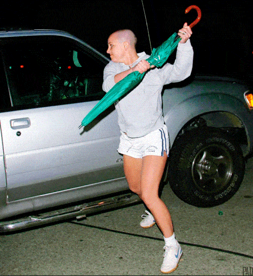 小甜甜布兰妮40岁才拥有第一台ipad她的心酸谁人晓