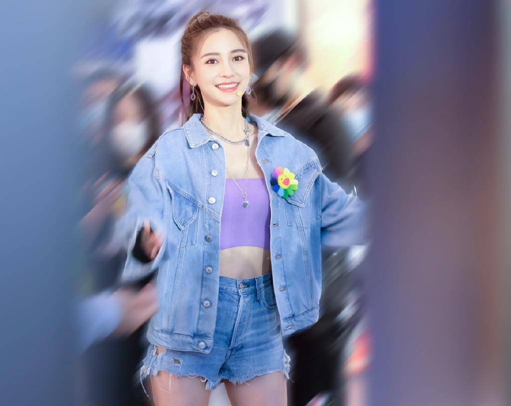 身材|Angelababy儿子长大了，身高快到妈妈腰，晒合影baby穿露腰装抢镜