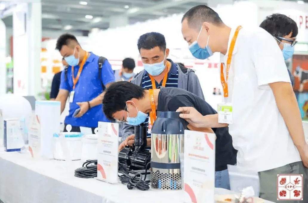 理念|兼顾设计与舒适，品牌宠物服饰新品抢先看
