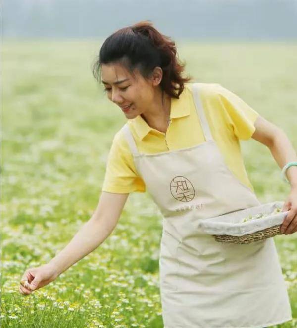 顾玲美丽使者倾心打造植物养肤新品牌寻找最美退役军人