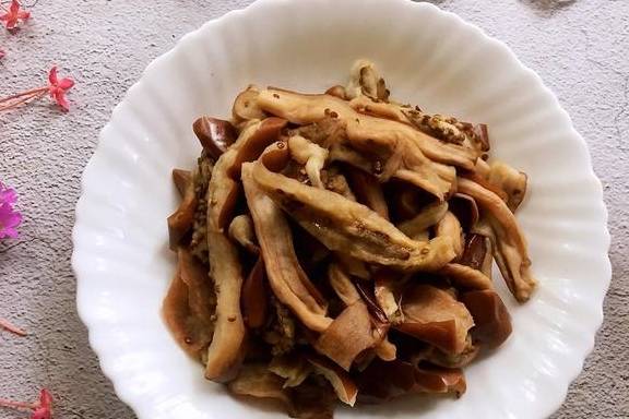 香菜|入秋别忘吃这菜，降脂降压抗衰老，蒸一蒸，拌一拌，一盆都不够吃