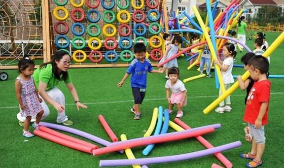 因为|孩子第一次上幼儿园，家长踩中这3个“坑”，就别怪孩子难入园