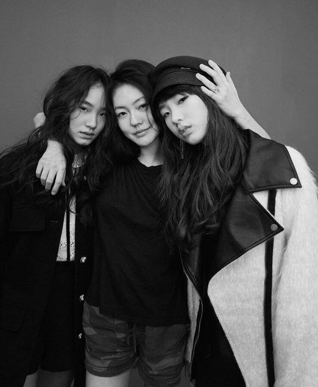 黑色|小S有盼头了!仨女儿太时髦,大女儿资源爆棚二女儿不再是小透明