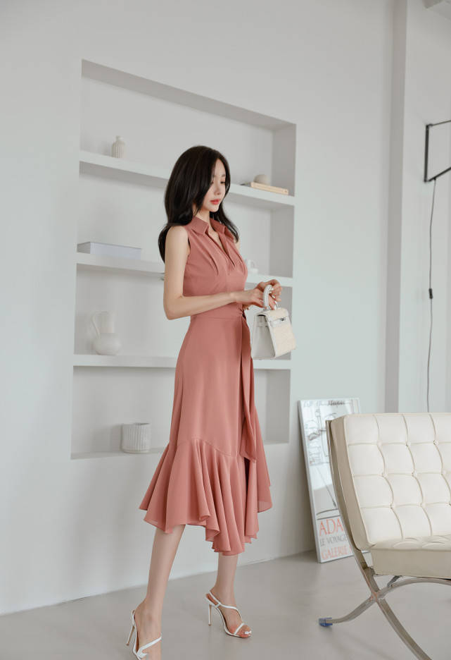 裙裙|非常少女粉嫩的颜色，勾勒出曼妙的身材也能够尽显优雅风情