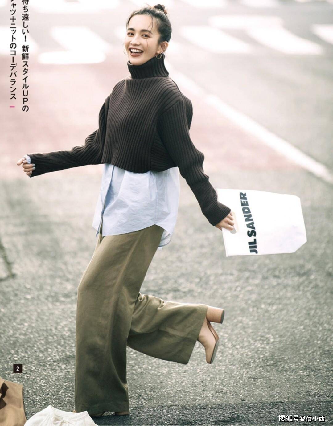 风衣|夏末初秋怎么穿搭？有品味的女人都爱“叠穿”，特别适合30+女人