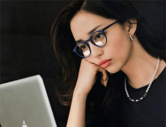 职场|穿出风格才是高手!时尚美女教你“职场穿搭术”:优雅还显高级!