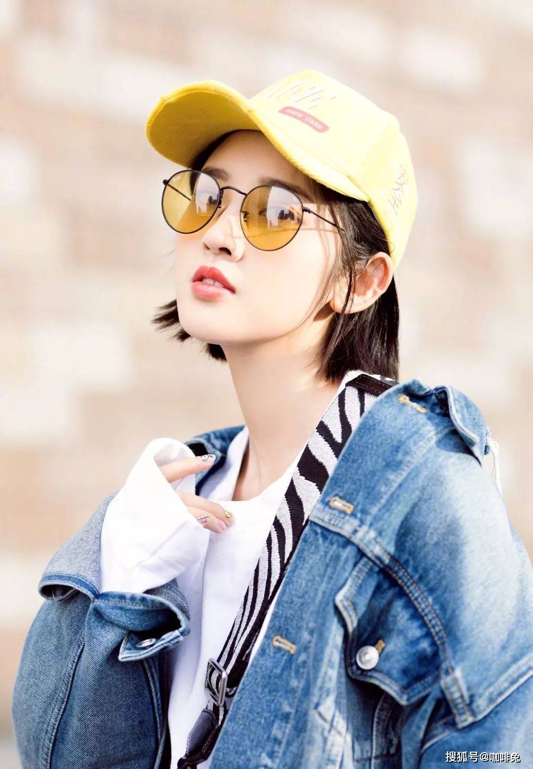 唐艺昕|甜美女星唐艺昕的时尚大片，嫁做人妇后她气质卓越，越发魅力十足