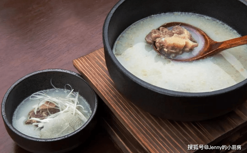 排骨汤怎么炖又白又鲜 c1b95b6ae76b4d299278864c66c71a80.png