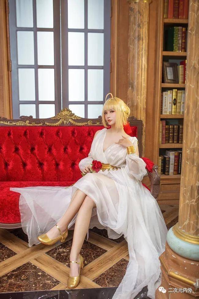 cos正片fate尼禄睡衣