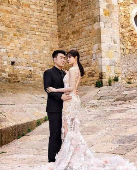 羽毛|沈梦辰身材到底有多好？当看到她换上婚纱那刻，杜海涛有眼光