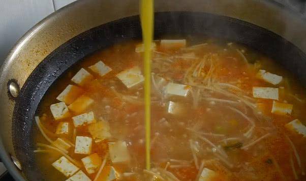 烧什么汤才有营养 83903303214942f99aa76d1d11d7bb18.jpeg