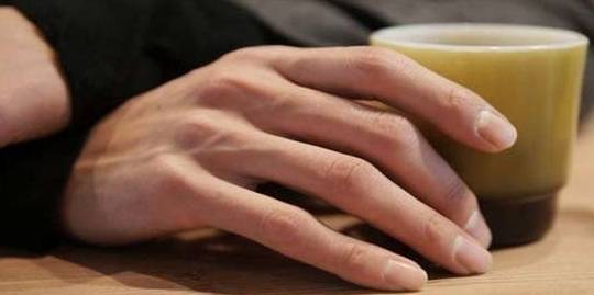 症状|肝脏健不健康，这几个地方就能看出来，一般很难藏住！