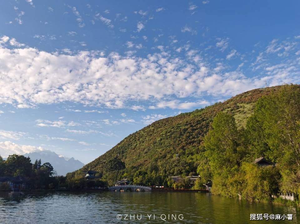 丽江有座百年公园，在古城边却很冷清，原来还是最佳赏雪山之地