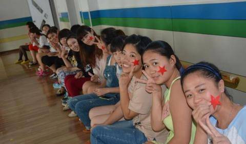 白读|幼儿园老师不再招聘大专生，教育部新消息这样说，大专会白读吗？