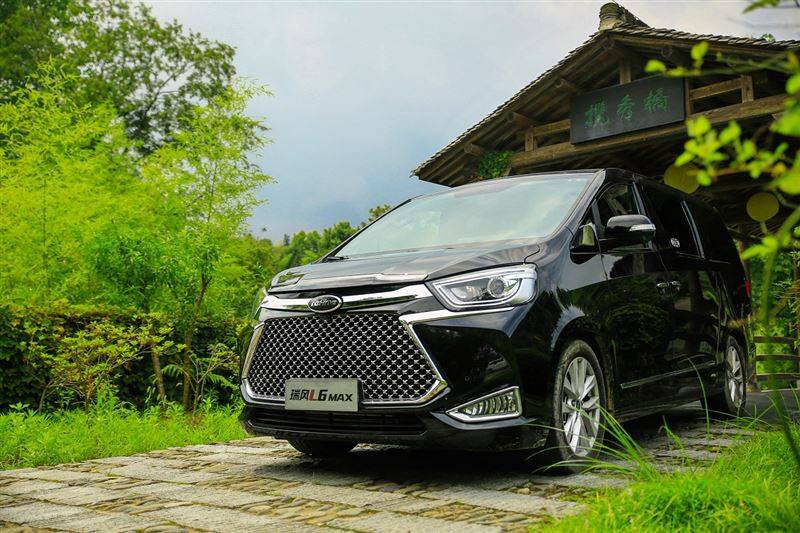 对于多元化的商务场景为何瑞风l6max是高价值出行的首选