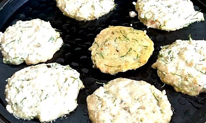 什么|教你用豆腐做一道早餐饼，简单好学，宝宝一次能吃两三个！