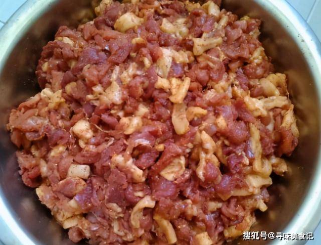 什么时候可以灌香肠不容易坏 4f98f3e9b31b4c88a8adf3fda5a00738.jpeg