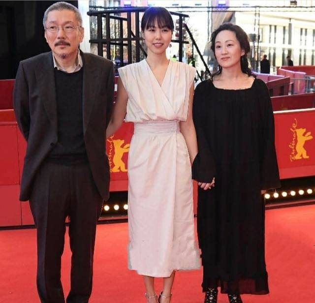 金敏喜|金敏喜剪短发气质大变,穿西装酷到没朋友,果然被称“最强小三”