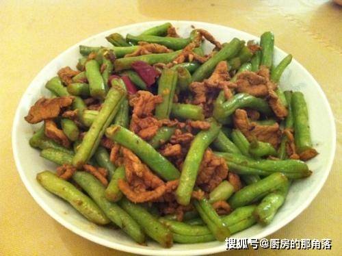 道菜|豆角炒肉，豆角有人焯水有人直接炒？大厨：都不对，难怪不好吃