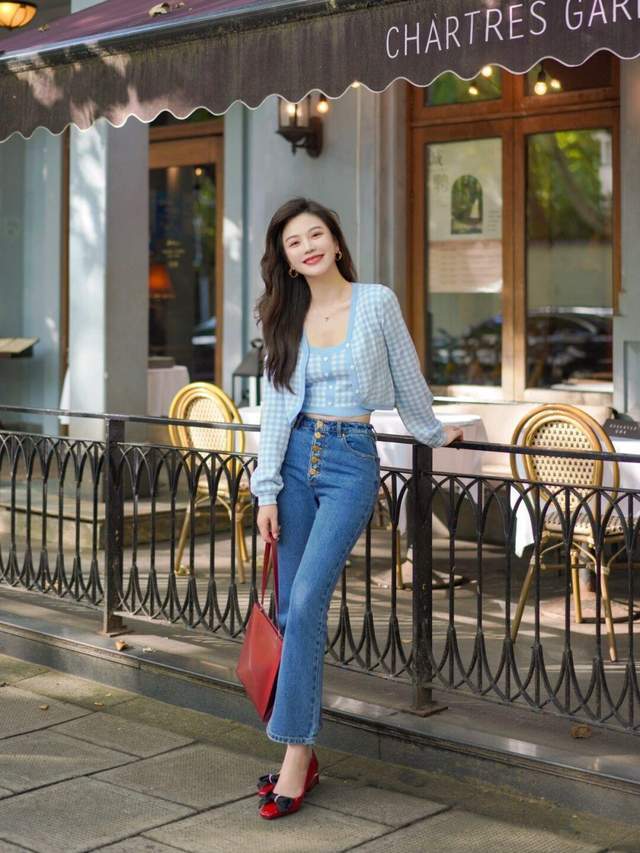 吊带|早秋，这几条连衣裙，小个子女生一定不能错过，穿上成熟又有气质