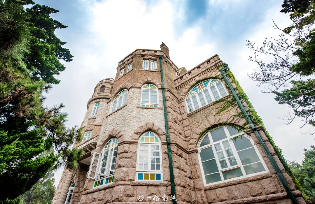 青岛流亭机场正式关闭,这座海滨城市美丽精致,适合养老度假