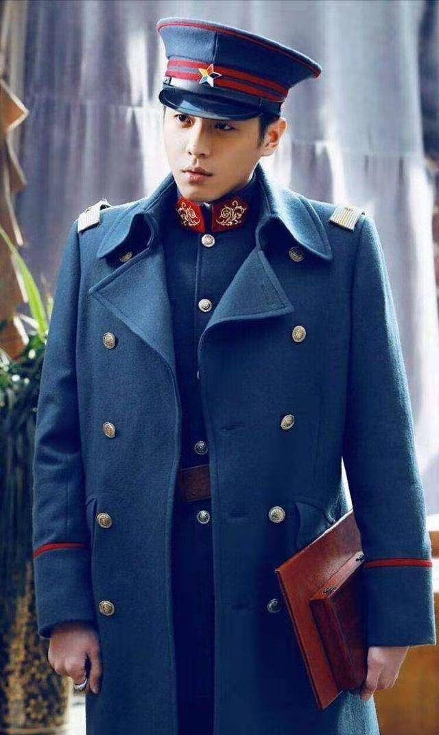 帅最|穿军装最帅的男明星,只服这5位,任嘉伦杨洋上榜,有你男神吗?