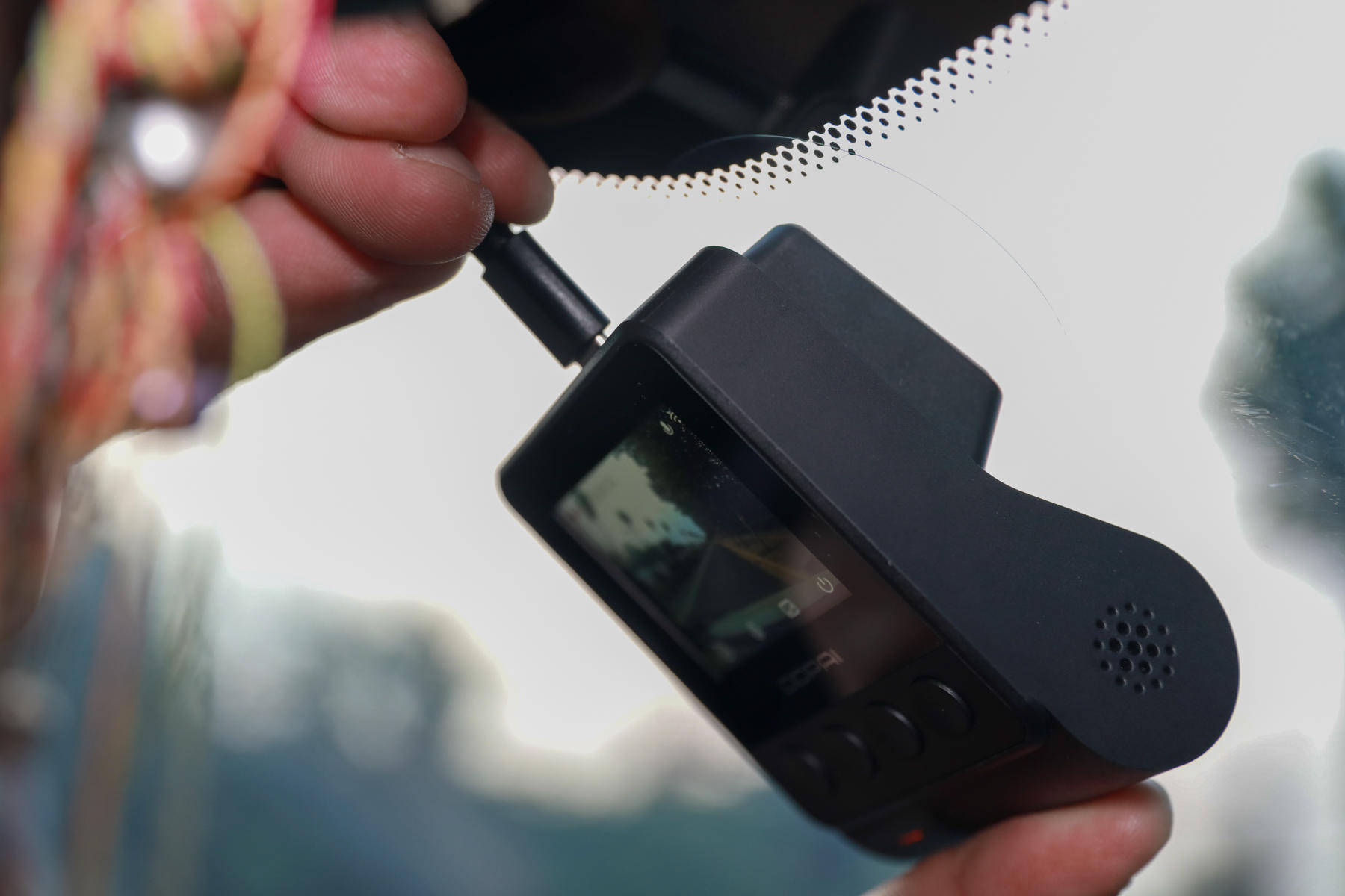 3K高清画质，盯盯拍Z40行车记录仪，为你的行车安全保驾护航