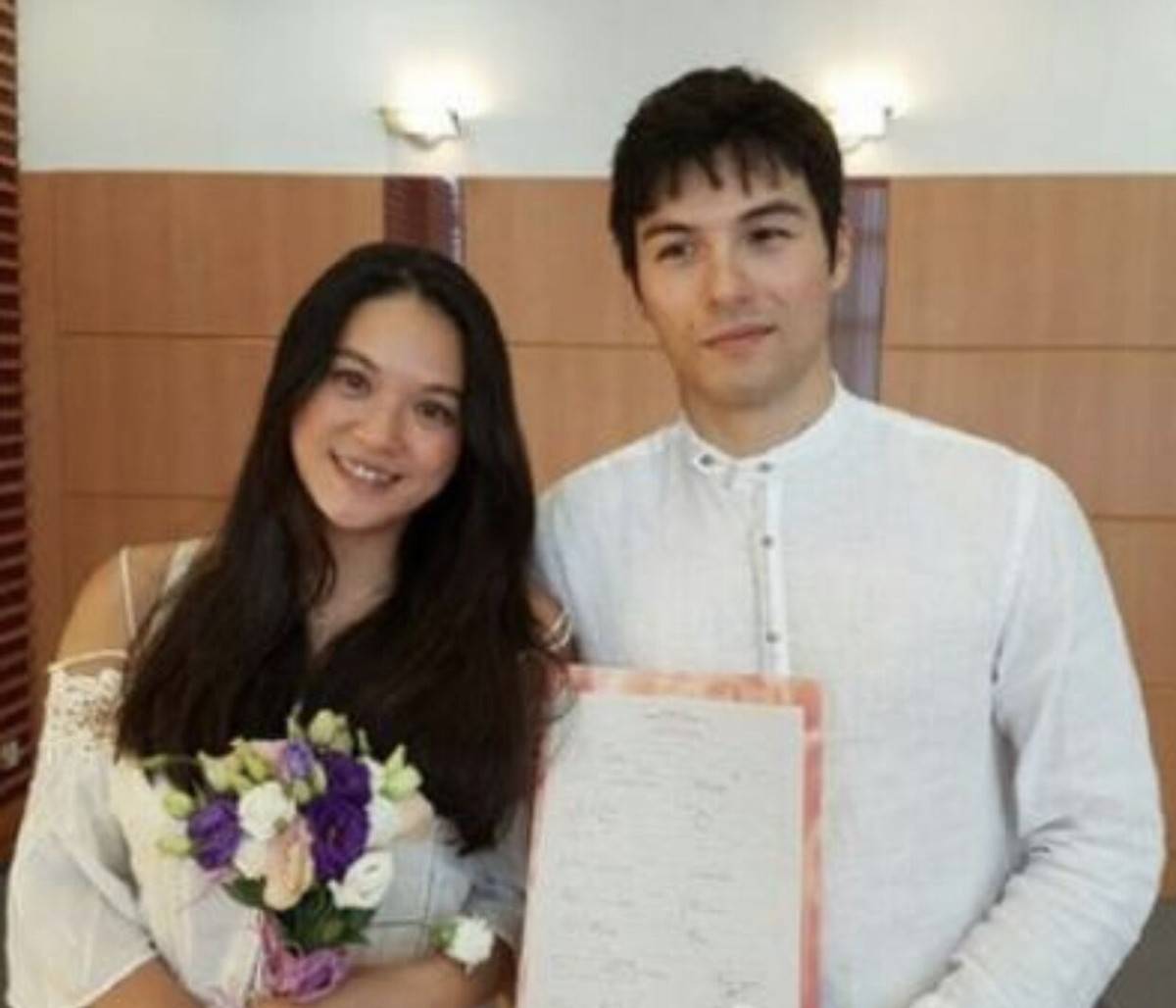 动态|心痛！知名男星曝怀孕9个月妻子流产，孩子查出有颗肾长出肿瘤