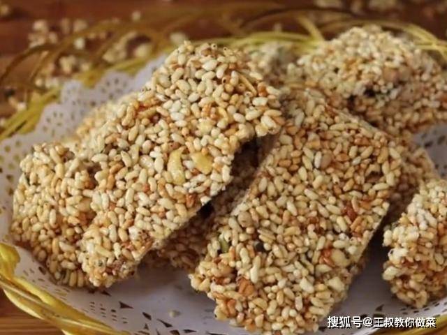 做法|把1碗大米倒进油锅,瞬间变美味小零食,越嚼越香,做法超简单!