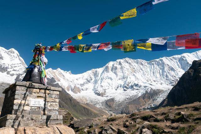 喜马拉雅山的山神只是传说 中国人不知道的尼泊尔民族一直守护这里 路线
