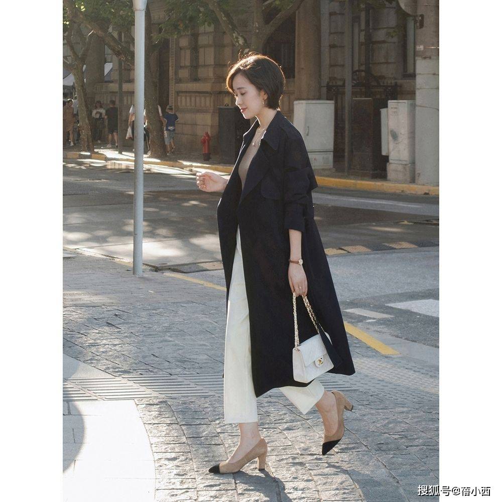 设计|知性又时髦!初秋穿搭需要的西装、风衣、开衫,我都帮你挑好了