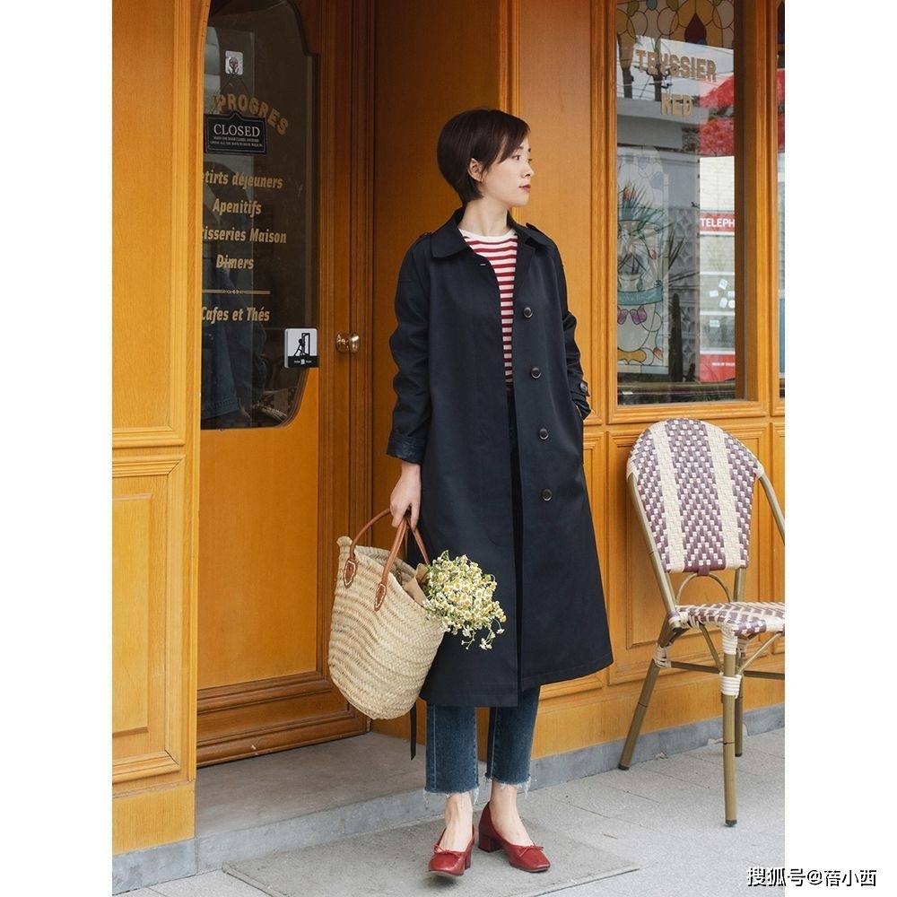 设计|知性又时髦!初秋穿搭需要的西装、风衣、开衫,我都帮你挑好了